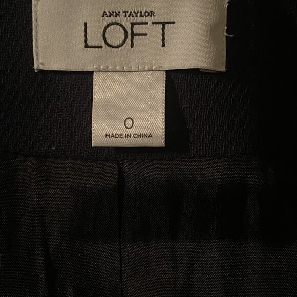 ANN TAYLOR LOFT Trench Style Coat Knee Length Lined Button Down Belted Jacket - Picture 11 of 12